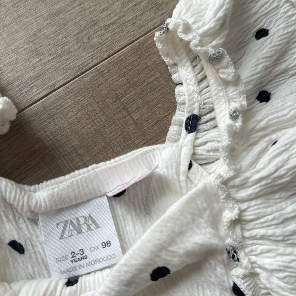 Zara dress - Picture 2 of 2